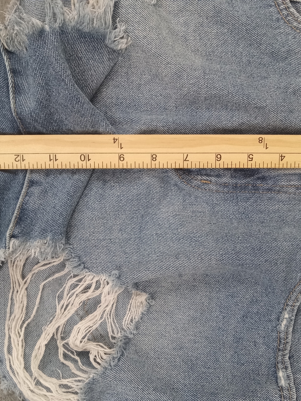 Happily Grey Women’s Light Blue Jeans Shorts Size 11/3 - Picture 9 of 13